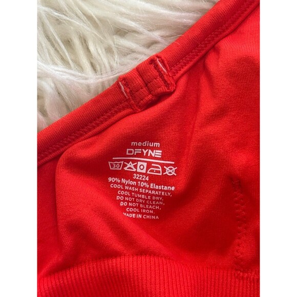 Dfyne Impact Longline Strappy Top Chilli Size Medium - Picture 8 of 8